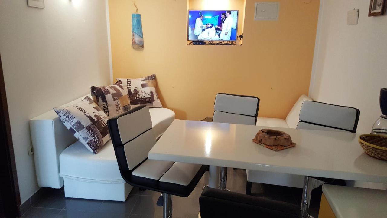 Old Town Baska Apartment Екстериор снимка