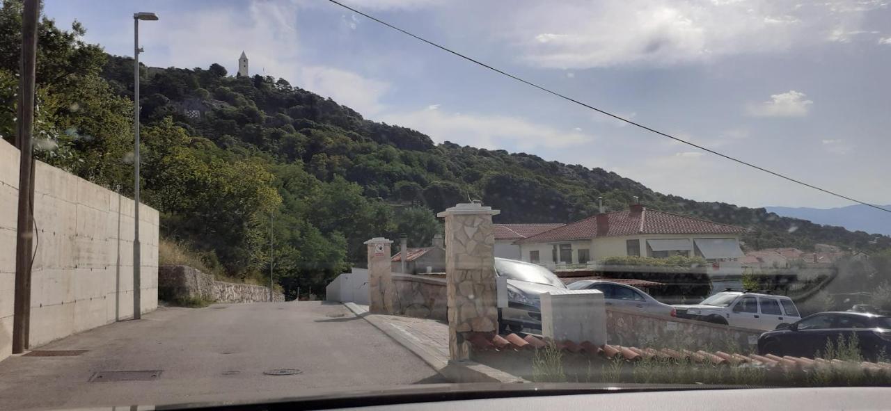 Old Town Baska Apartment Екстериор снимка